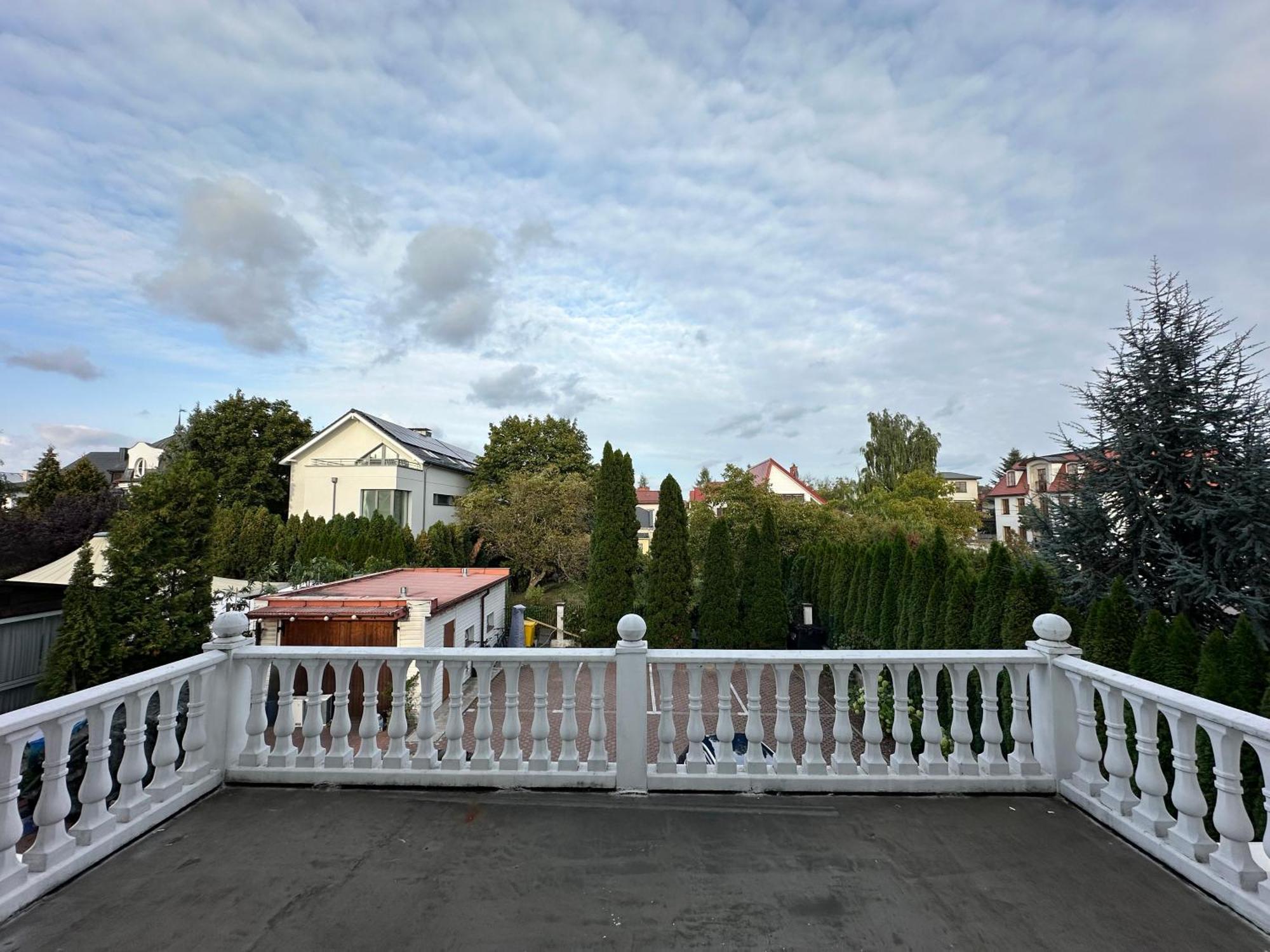 Lezzet B&B Pokoj Goscinny & Turkishrestaurant Варшава Экстерьер фото