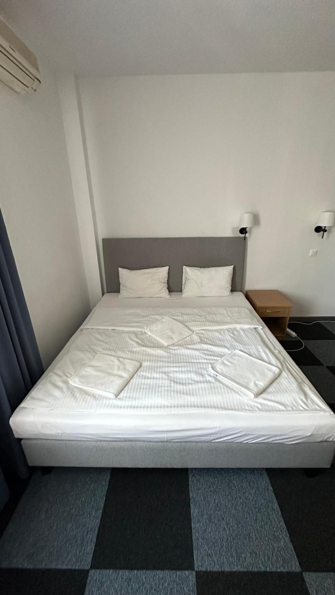 Lezzet B&B Pokoj Goscinny & Turkishrestaurant Варшава Экстерьер фото